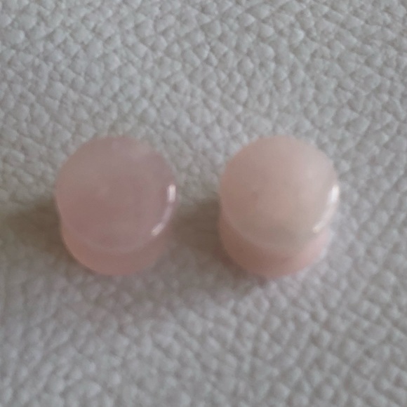 Rose Quartz 00g double flare plugs - Picture 2 of 3